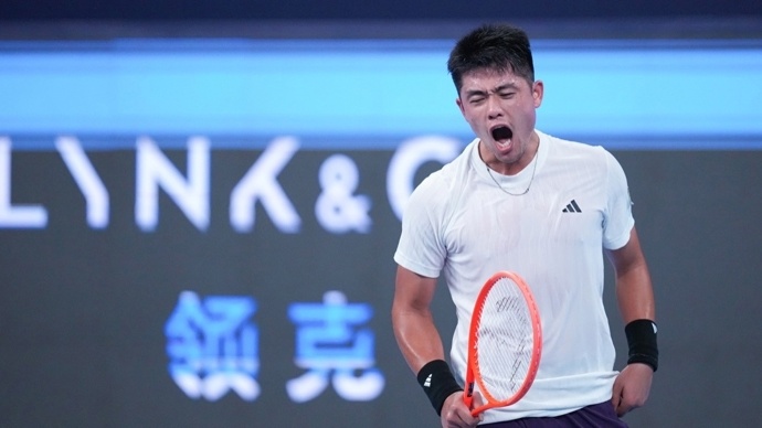 达到职业生, 比起这场胜, 年达拉斯公