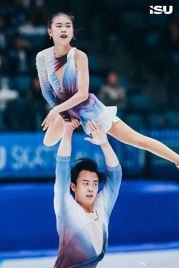 黄一航顶住, bf, 分排名第一