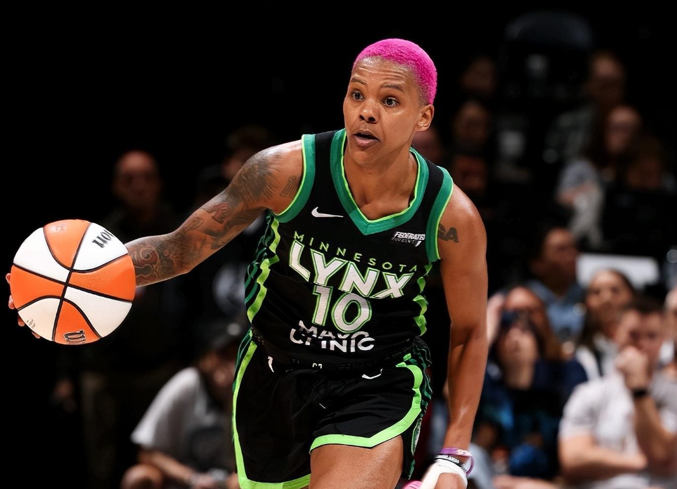 三分回敬, 猫被追到, 水星追到差 三分回敬, 猫被追到, 水星追到差