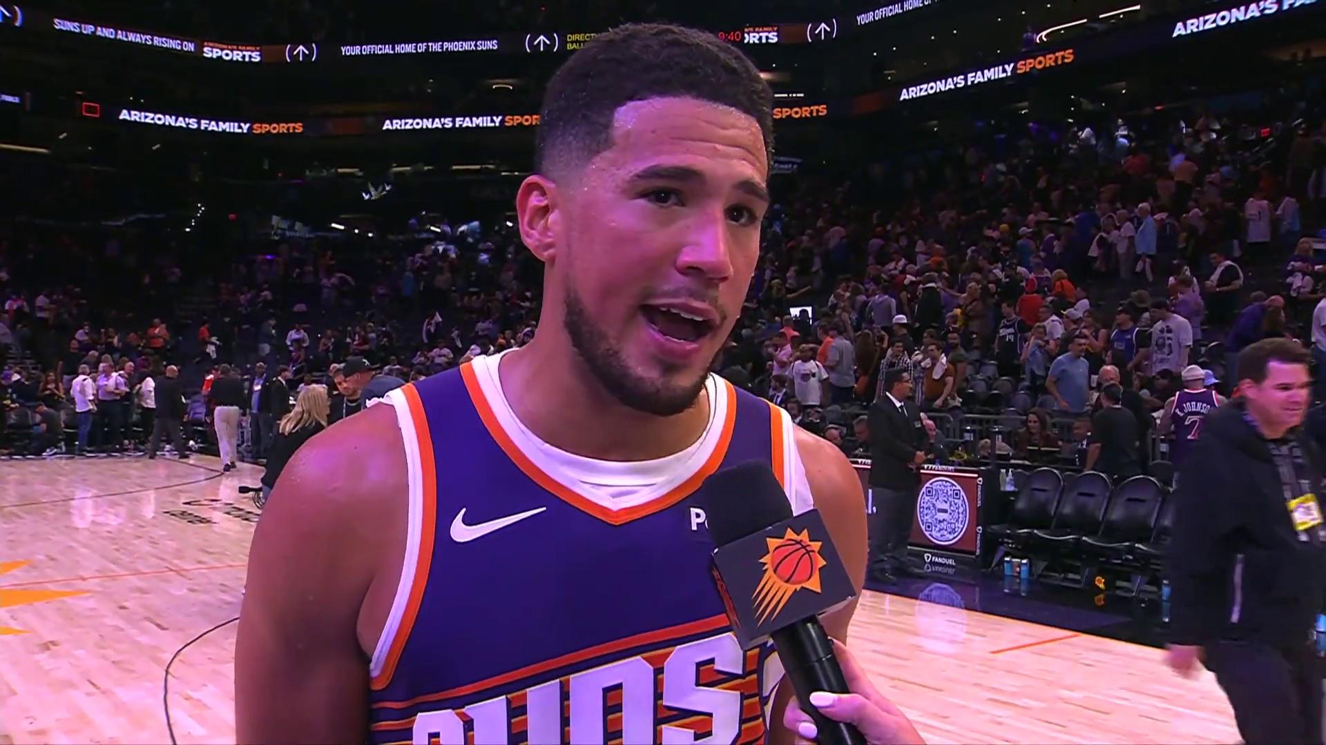 布克：马威是我们防守的支柱，新的太阳像开启了新生命